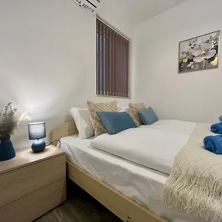 Spacious 3br With Balcony In *