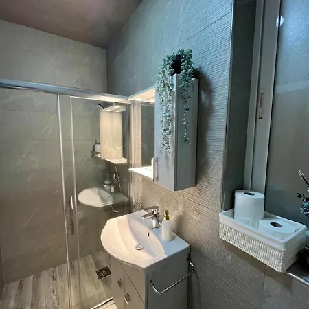 Spacious 3br With Balcony In Gzira