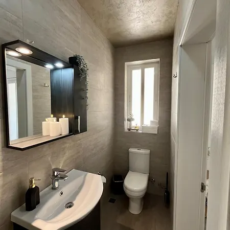 شقة Spacious 3br With Balcony In