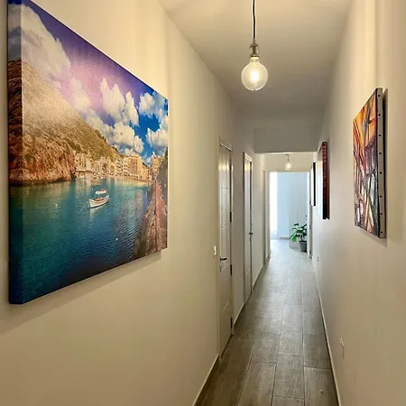 Spacious 3br With Balcony In Gzira